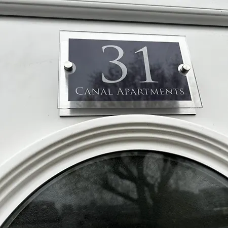 Canal Apartments,roof Temple Meads Station - 10 Minutes Apartment Bristol