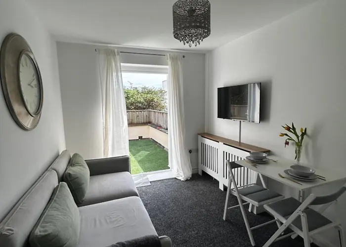 Canal Apartments,roof Temple Meads Station - 10 Minutes Апартаменти