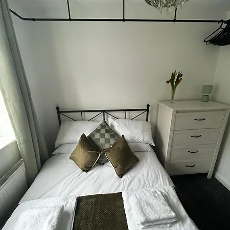Canal Apartments-rooftop Terrace, 10 Mins To Temple Meads Bristol